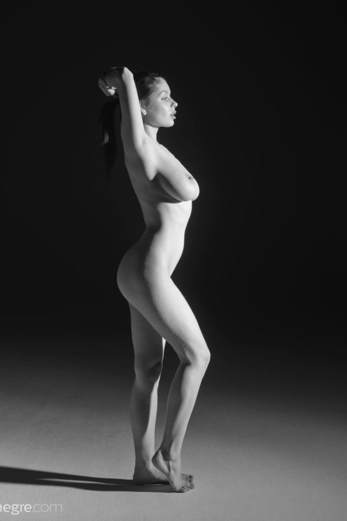 Mila A Classical Nudes Hegre